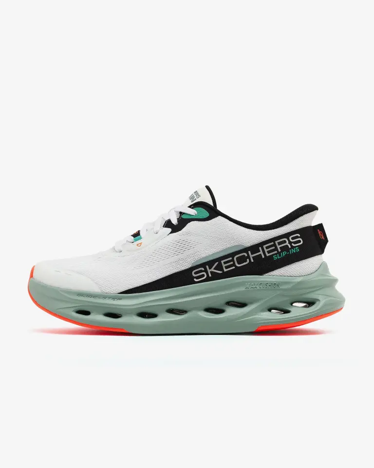Skechers Max Cushioning Glide-step - Advert 220421 WMLT