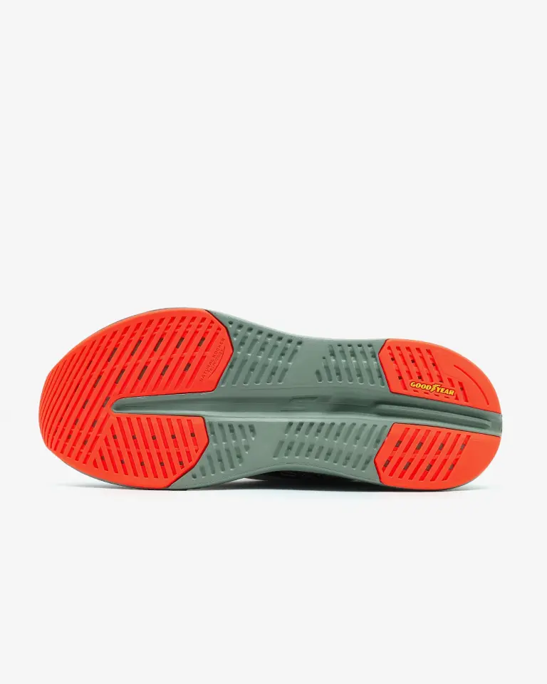 Skechers Max Cushioning Glide-step - Advert 220421 WMLT
