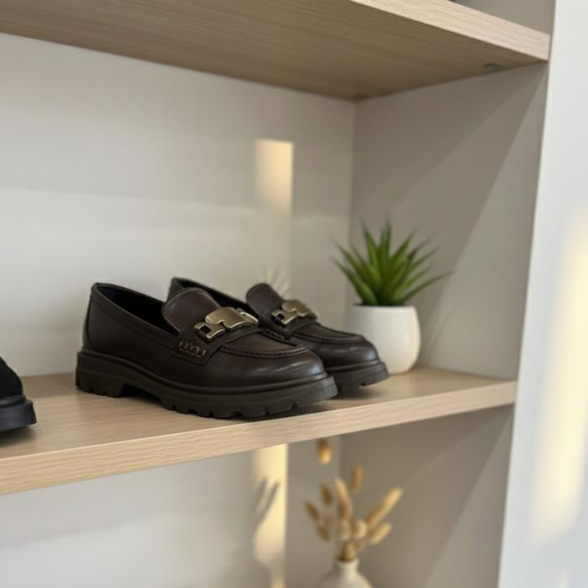 Mercan Tokalı Loafer