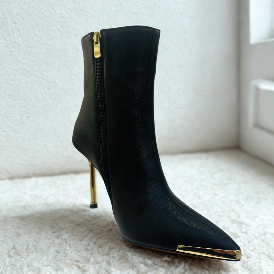 Gold Sivri Burun İnce Topuklu Bot