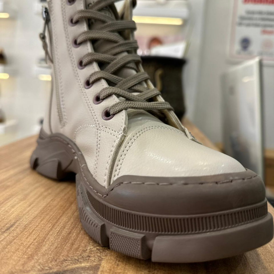 Vizon Fermuarlı Kadın Bot