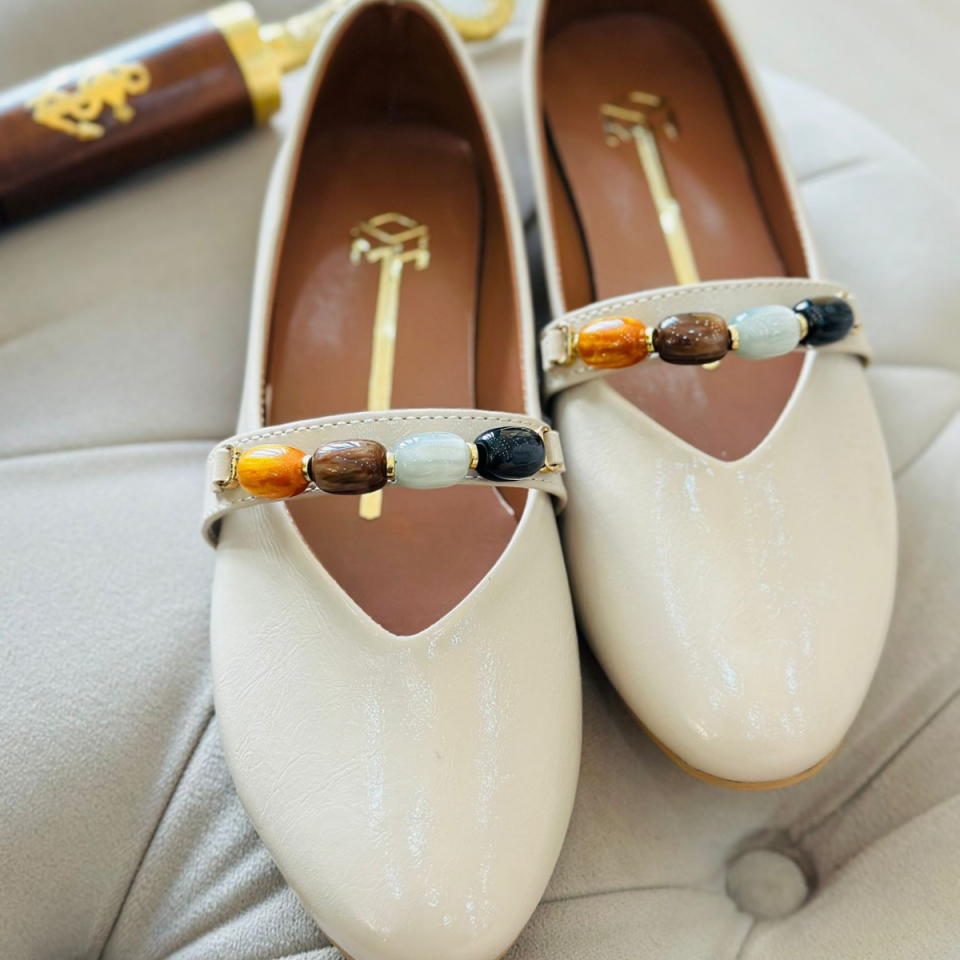 Kadın Taşlı Babet