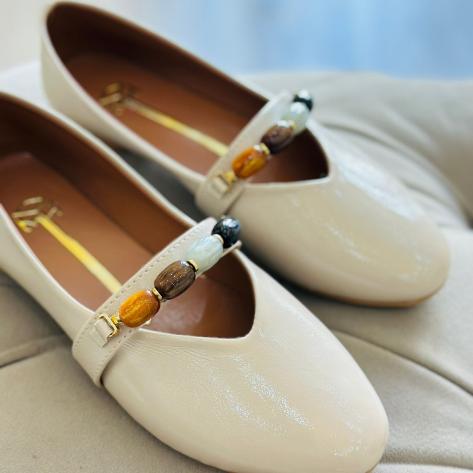 Kadın Taşlı Babet