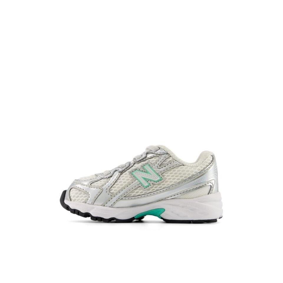 New Balance 740
